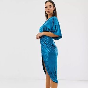 CLUB LONDON Velvet Front Knot Midi Dress